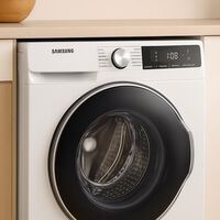 Con Super Speed, tu lavadora Samsung lava más rápido pero consume menos luz y deja la ropa igual de limpia que un ciclo largo 