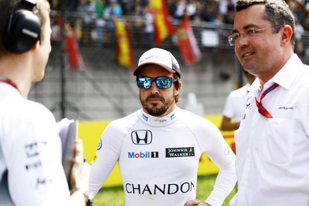 Eric Boullier And Fernando Alonso