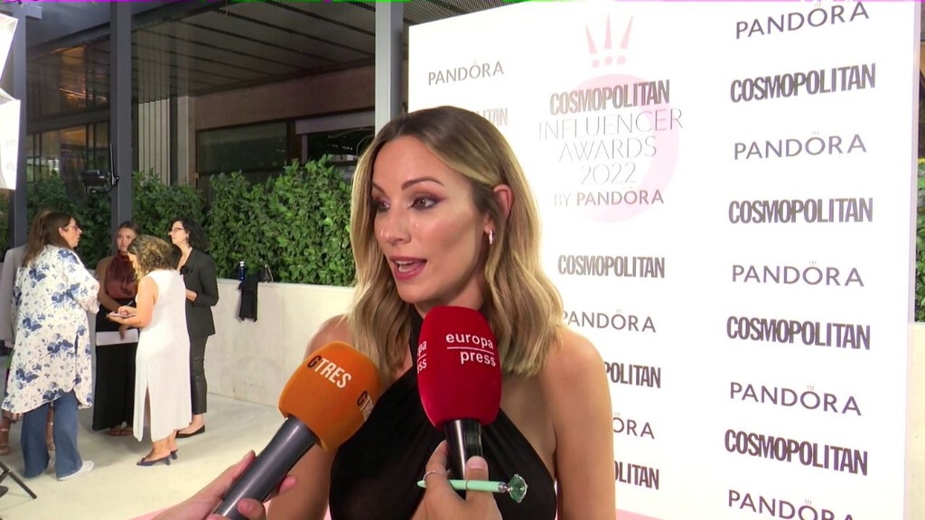 Edurne mete la pata hasta el fondo: hace este comentario sobre la reina Isabel II y tiene que rectificar al momento