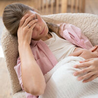 El overthinking o pensar demasiado en la crianza conduce a la preocupación y el estrés 