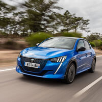 ¡Más kilómetros con cero emisiones! Los Peugeot e-208 y e-2008 eléctricos estiran su autonomía hasta los 362 y 345 km