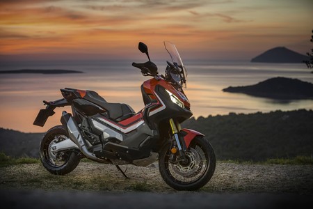 Honda X Adv 2017 001