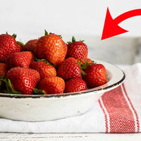 Profeco, expertos en consumo: “las hojas verdes de la fresa no se deben retirar nunca” 