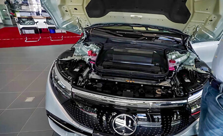 Mercedes Eqs bajo el capó