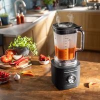 Una licuadora que soporta agua hirviendo y una cafetera que hace todo por ti: lo nuevo de KitchenAid en México 