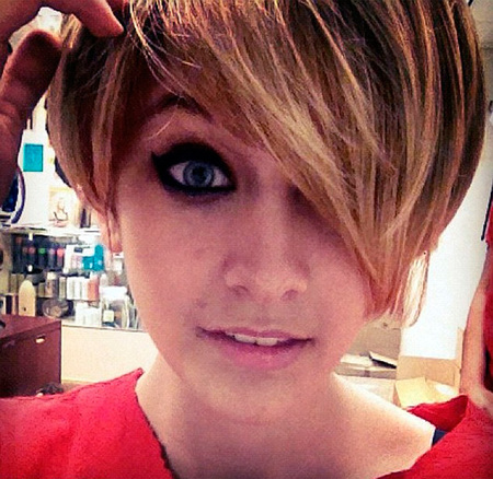Paris Jackson se hace un "Miley Cyrus"