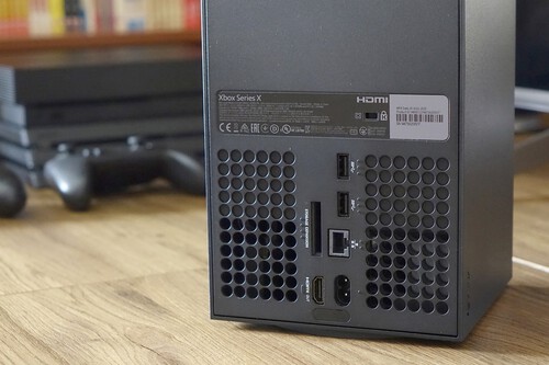 Cae en picado el precio de la tarjeta oficial de expansión (con 1 TB de capacidad) para consolas Xbox Series 