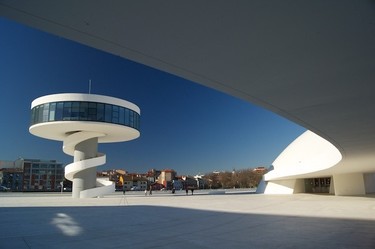 Un pequeño tributo personal a Niemeyer