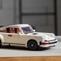 Casi 1.500 piezas para un dos en uno: este Porsche 911 de LEGO esconde un Turbo y un Targa clásicos