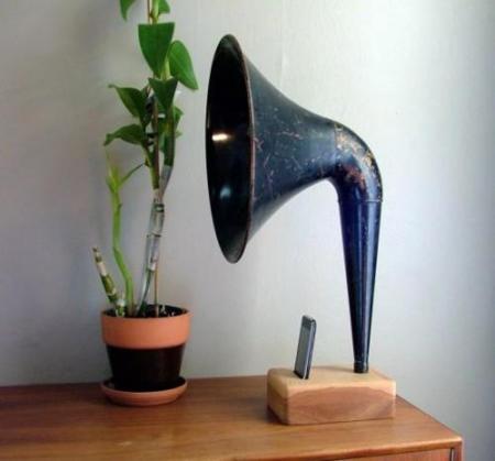 Imagen de la semana: iVictrola, un cuerno para el iPhone