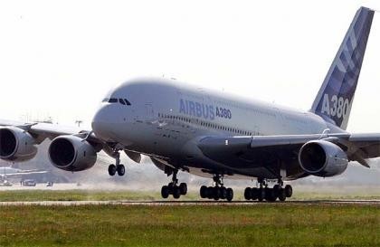 La gira del Airbus A380, un peculiar homenaje a los trabajadores de EADS