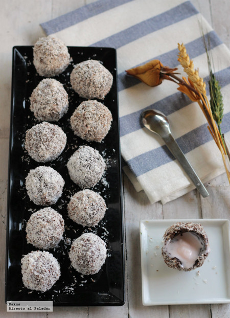 Trufas de chocolate, fresa y coco para el Día de la Madre