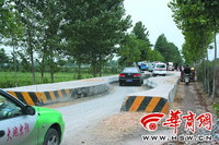 Pequeños laberintos para reducir la velocidad