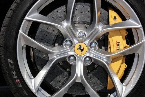 Desde acusar a ONG hasta llevar fans a juicio: estas son las demandas más descabelladas que ha impuesto Ferrari