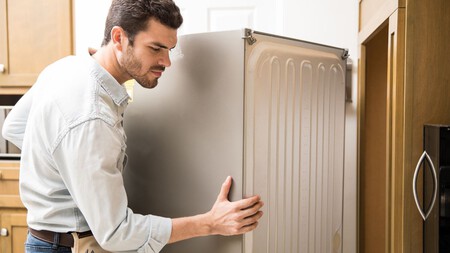 Cada cuánto tiempo se recomienda limpiar el refrigerador y cómo hacerlo correctamente para que funcione mejor 
