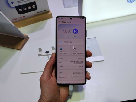 Foto del ZTE Nubia Flip 2 5G