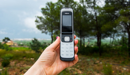 Teléfonos de concha: ¿vuelven o no se acaban de ir?