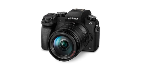 Hoy en Amazon, la Panasonic Lumix G7H baja nos sale por sólo 699,99 euros con objetivo 14-140mm