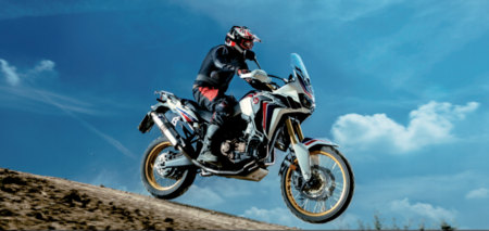 Termignoni da el toque picante a la Honda CRF1000L Africa Twin con un escape edición limitada que suena así de bien
