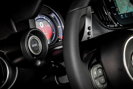 Abarth F595 Prueba Contacto 22