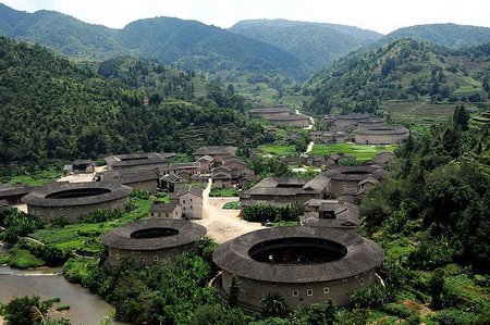 Vivir en las montañas de China: los Tulou de Fujian