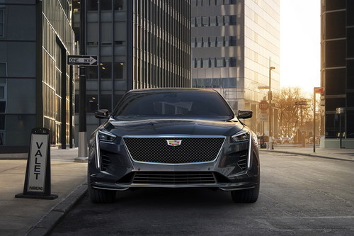 El Cadillac CT6 V-Sport tiene 550 hp para meterse en terreno del BMW M5