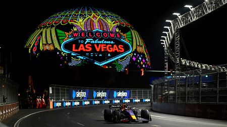 Max Verstappen sobrevive a sanciones y accidentes para estrenar también el regreso de la F1 a Las Vegas