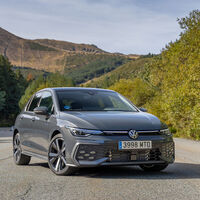 Volkswagen está trabajando en un nuevo Golf eléctrico, pero necesita su tiempo. Se le han juntado tantos problemas que se ha retrasado casi cinco años