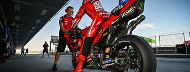 El cambio más bestia de MotoGP en décadas: una sola moto por piloto y paradas en boxes reales como en la F1