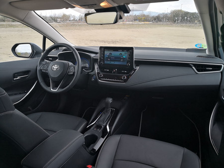 Toyota Corolla Sedan Interior 7
