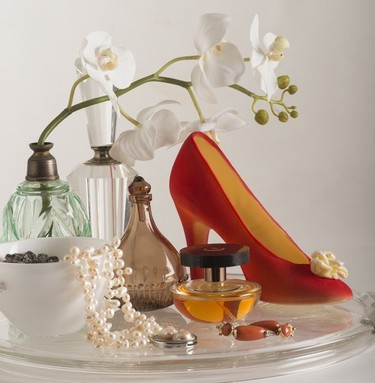 Alégrale el día a mamá con los zapatos de tacón más dulces de Chocolat Factory