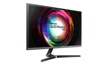 Para jugar a calidad 4K y en una gran diagonal, en PcComponentes tienen rebajado el monitor Samsung LU28H750UQU a 299 euros