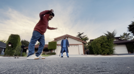 Apple nos acompaña a explorar la versatilidad del iPhone en dos vídeos sobre técnicas cinematográficas y fotografía nocturna