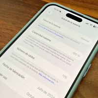 Después de ocho meses exprimiendo mi iPhone 16 Plus, su salud de batería sigue al 100%. No es magia