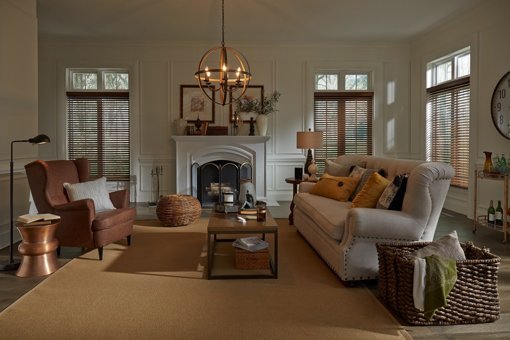 Las nuevas persianas inteligentes de Lutron son capaces de subir, bajar y ajustar su ángulo en función de la posición del Sol