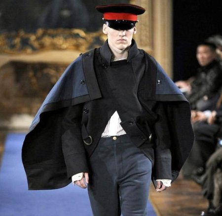 Capas y ponchos, una tendencia abrigada para este Otoño-Invierno 2011/2012