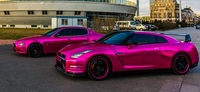 WOO Automotive, cuando el rosa invade el GT-R y el Quattroporte
