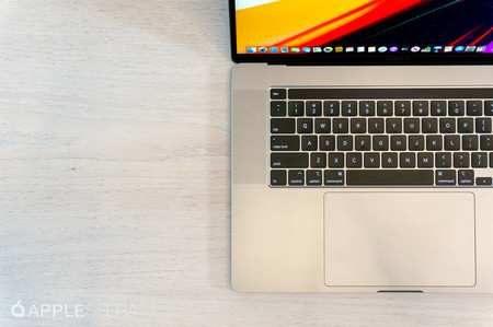 Vuelve la oferta: MacBook Pro de 16" con 512 GB de SSD y 16 GB de RAM por 2.399 euros en Amazon