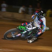 Brad Baker se impone en la Copa de España de Flat Track a un correoso Nico Terol