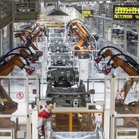 La inminente subida del impuesto de matriculación de los coches inquieta al sector y SEAT advierte: podría dañar el empleo