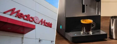 MediaMarkt liquida hoy esta cafetera con molinillo integrado para disfrutar de un café como el del bar sin salir de casa 
