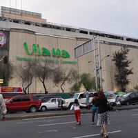 Fue fundador de una empresa de muebles en CDMX y se hizo millonario. Pero ya no existe, Coppel compró todas sus sucursales 