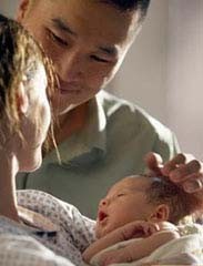 El permiso de paternidad de 15 días ya es un hecho