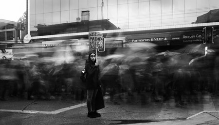 ‘Wake Up’, las protestas en Chile a través de la personalísima mirada de Eduardo Asenjo