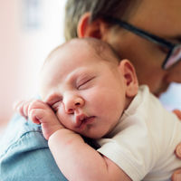 Los futbolistas, y cualquier padre, debería levantarse por la noche a cuidar de sus hijos