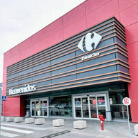 Carrefour presenta su nueva colección de camisetas estilo Zara: estampado floral por menos de 6 euros 