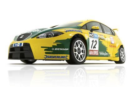 SEAT estrena motor y colores en el BTCC
