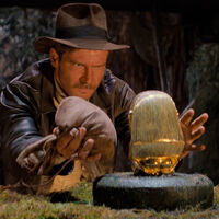 El auténtico Indiana Jones era arqueólogo, espía y excavó las ruinas de una pirámide maya para descubrir los misterios de su cultura