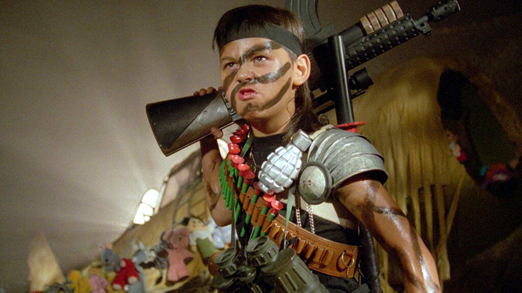 Antes de que ‘Solo en casa’ reinara en Navidad, Francia ya había contado una historia similar: acción, terror y un niño ingenioso que casi acaba en los tribunales