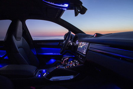 Porsche Cayenne Turbo 2018 235